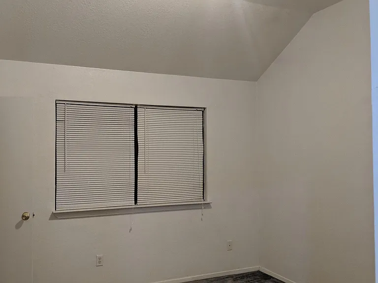 1110 Leslie Cir — Photo 17