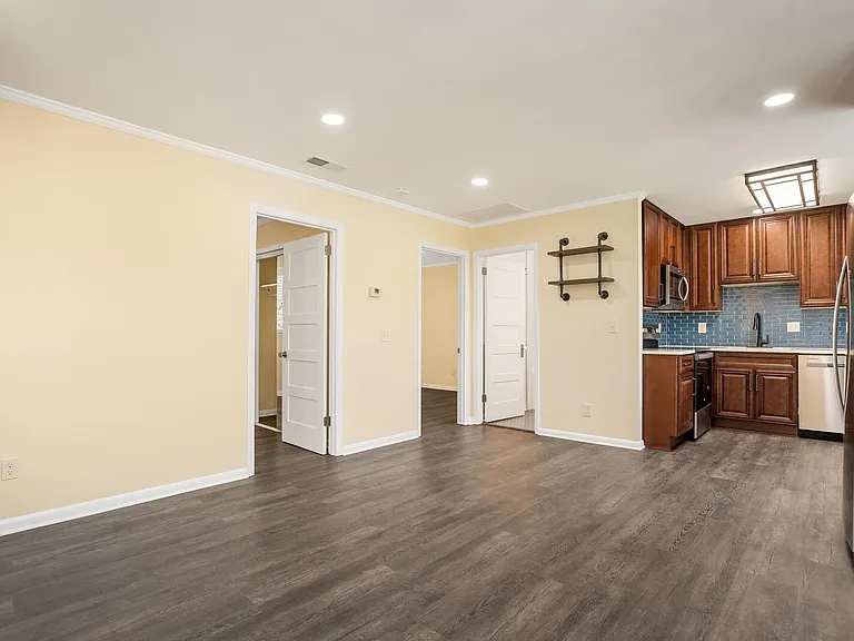 2112A Sanborn Dr — Photo 17