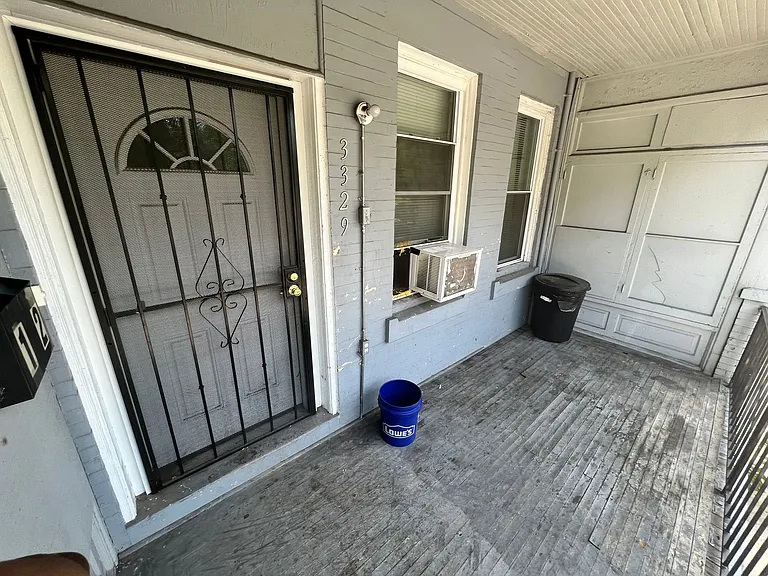3329 Ridge Avenue — Photo 7