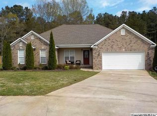 800 Anna Cir SW, Hartselle, AL 35640