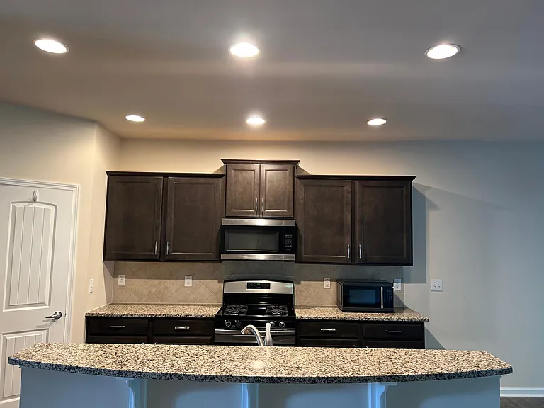 4312 Auburn Hills Dr — Photo 21