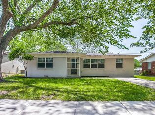 1322 Hillcrest St, Mesquite, TX 75149