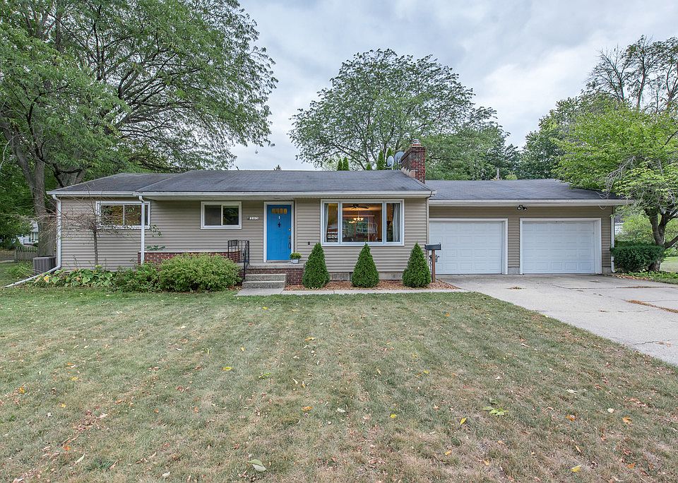1st image of 203 W Meadowbrook Dr