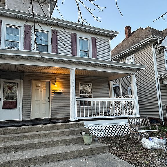 Listing photo 2