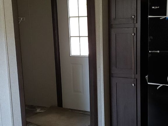 2nd image of 31 Newton St
