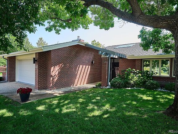 2nd image of 2552 E Alameda Avenue #117