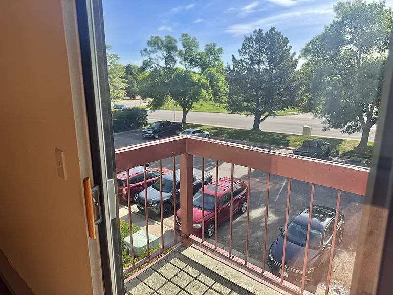 4501 Boardwalk Dr #M — Photo 7
