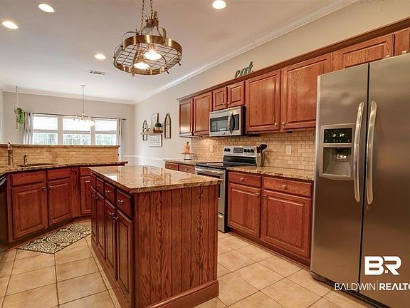 4th image of 8358 Rocking Horse Cir