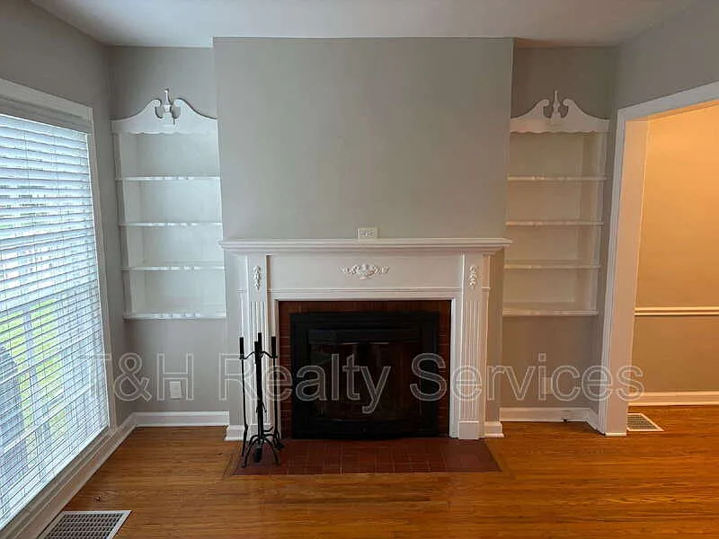 1 bed, 2.0 bath, 672 sqft, $1,200 — Photo 3