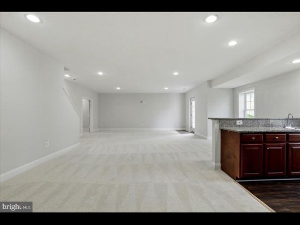 1957 Powells Landing Cir