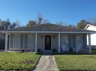 448 Longview Dr, Destrehan, LA 70047