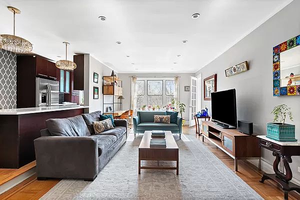 1st image of 60 Plaza St E APT 3K