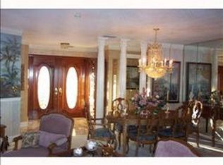 867 Harbor Is, Clearwater, FL 33767