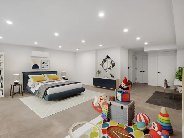 87 Carlton Avenue image 4 of 21