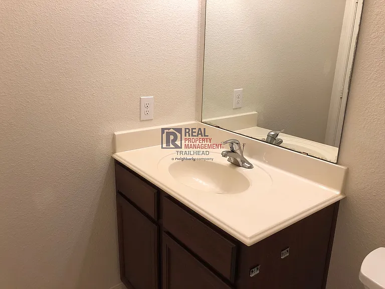 1116 Flatwater Trl — Photo 20