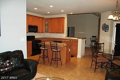 3rd image of 4806 Mantlewood Way Unit 301