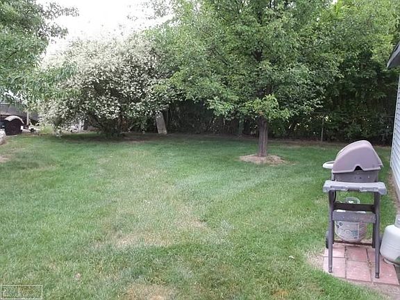 5th image of 42105 Villanova Dr