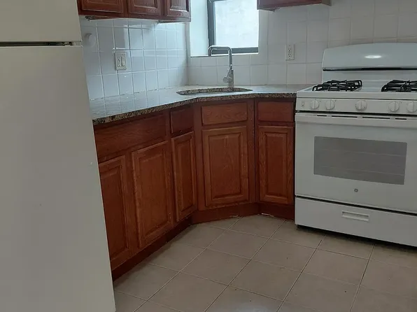 1637 Saint Marks Ave APT 4R, Brooklyn, NY 11233