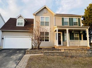 1664 Plum Tree Ln, Aurora, IL 60504