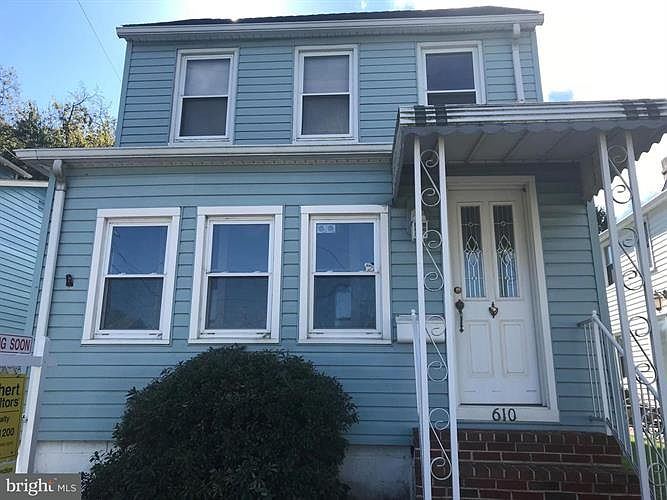 1st image of 610 Erie St