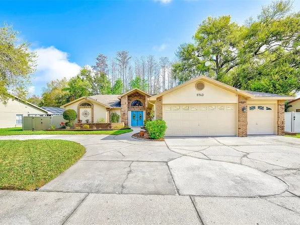 9743 Hermosillo Dr, New Port Richey, FL 34655