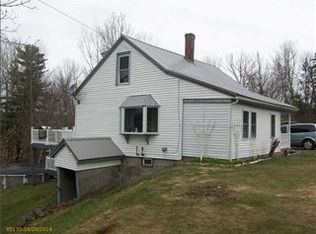 1136 River Rd, Bucksport, ME 04416