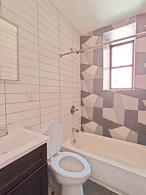 Rented by Signature Property Realty | media 5