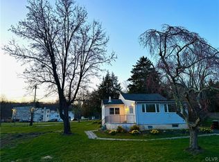 2117 Perkiomen Ave, Perkiomenville, PA 18074