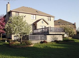 6324 Davane Ct, Downers Grove, IL 60516