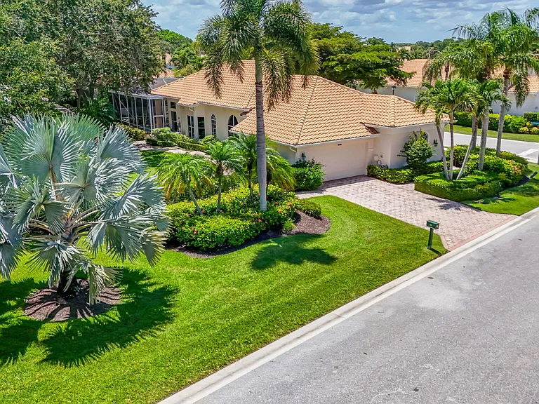 1048 Diamond Head Way — Photo 33