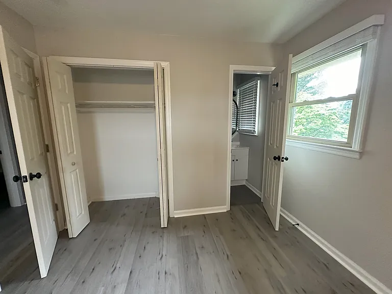 592 Arlington Rd — Photo 16