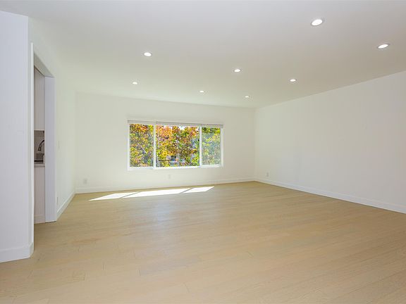 3rd image of 425 Idaho Ave APT 7
