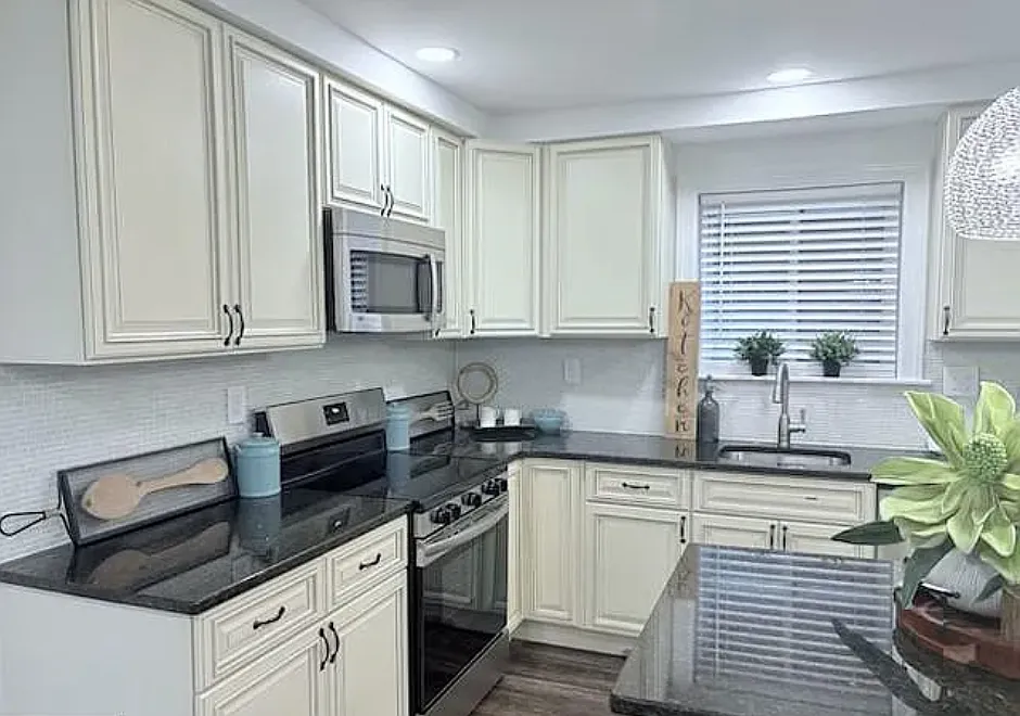 1 bed, 830 sqft, $1,750 — Photo 4