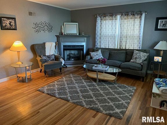 3rd image of 905 N Cortland Ave