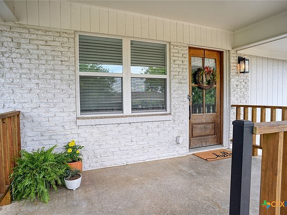 4th image of 416 S Welhausen Ave