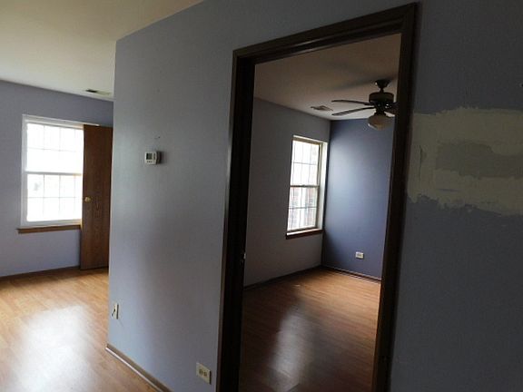 2nd image of 1301 Wyndham Dr APT 106