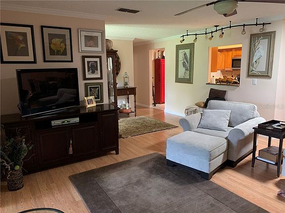 4th image of 1328 Isle Of Sky Ct #1301