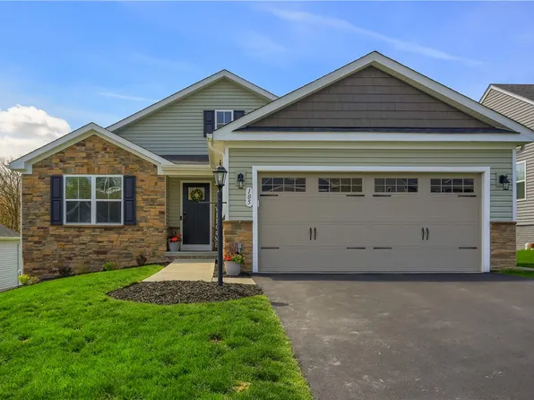 105 Touchstone Ct, Harmony, PA 16037