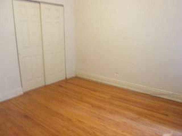 1st image of 2213 W Montrose Ave