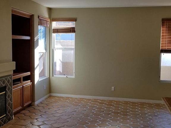 3rd image of 9805 Fieldthorn St