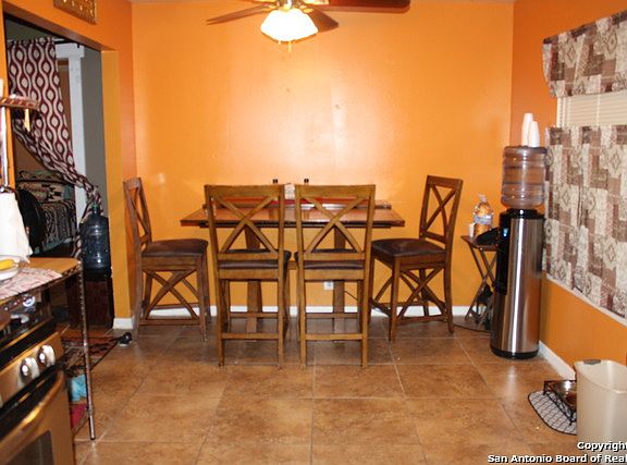 5th image of 4807 Newcome Dr