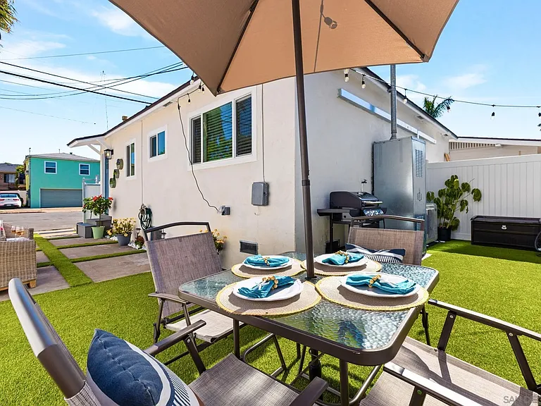 3060 Polk Ave — Photo 6