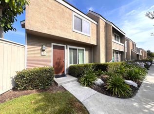 7 Greenleaf #8, Irvine, CA 92604