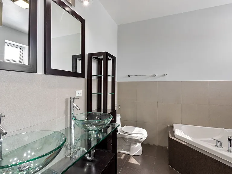 1412 W Morse Ave — Photo 15