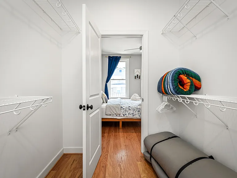 2511 Porter St #1 — Photo 11