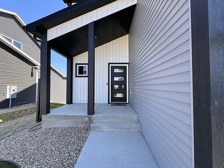 Front Entry Way