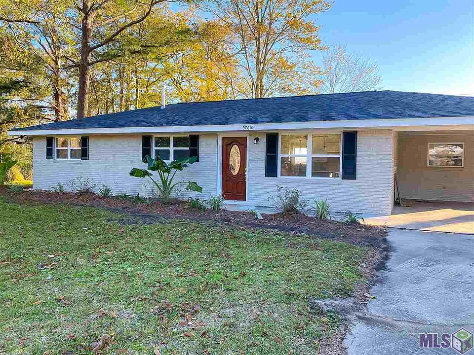 1st image of 57610 Random Oaks Dr
