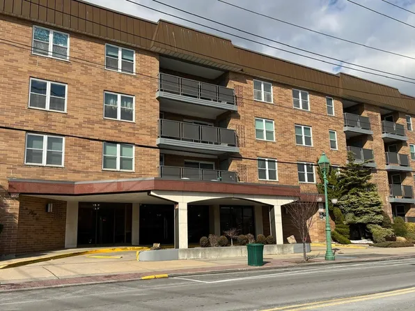 360 Central Avenue #418, Lawrence, NY 11559