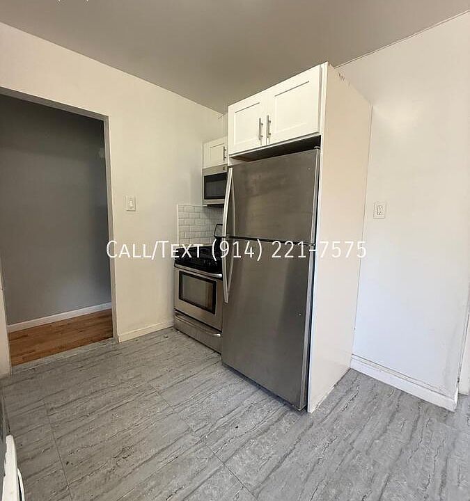 1st image of 2654 Marion Ave APT 4RS