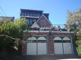 807 33rd Ave S, Seattle, WA 98144